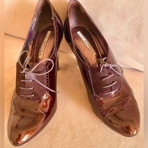 Via Spiga Ladies Oxfords